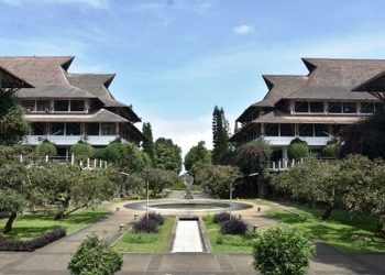 Kolaborasi ITB dan SMA Tarnus Luncurkan Program Pra-Universitas, Apa Manfaatnya?