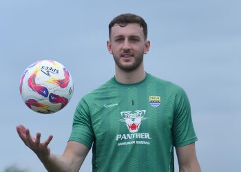 Kiper Baru Persib Bandung Siap Tantang Western Sydney Wanderers