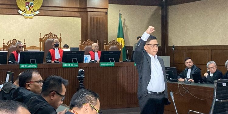 Hasto Kristiyanto Bebas, Donny Tri Istiqomah Masih Di Penjara