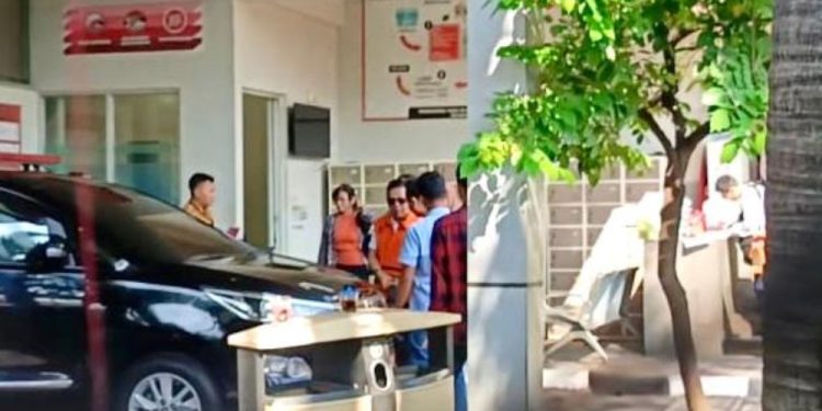 Hasto Klaim Jadi Mahasiswa Hukum dan Tulis 5 Buku Saat Ditahan