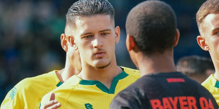 Justin Hubner Debut Menggebrak Lawan Juara Liga Jerman