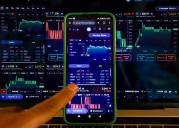 Indeks Bisnis-27 Naik, Saham BBCA dan BMRI Kuat