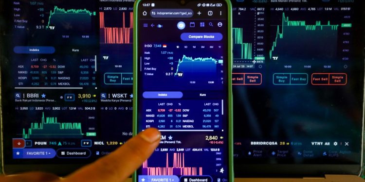 Indeks Bisnis-27 Naik, Saham BBCA dan BMRI Kuat