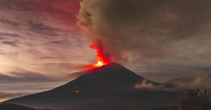 Daftar 10 Gunung Berapi Aktif di Indonesia, 3 di NTT