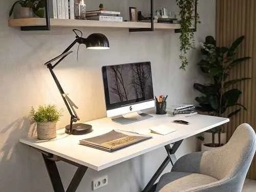 6 Meja Komputer Minimalis yang Menambah Kesan Estetik!