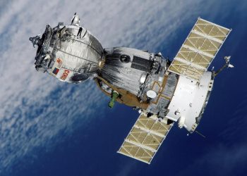 Cara Mengirim Satelit ke Luar Angkasa