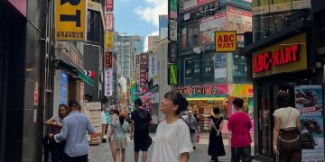10 Foto Lezat Haruka di Myeongdong dan Gwangjang, Nikmati!