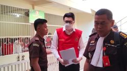 Sidang Pertama Dr. Priguna Anugrah: Dokter RSHS Didakwa Pelecehan Seksual di PN Bandung