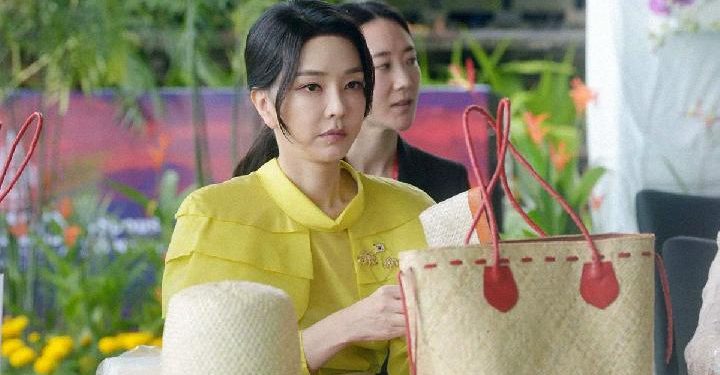 Diperiksa Lagi, Mantan Ibu Negara Korea Selatan Diduga Terima Jam Mewah