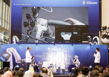 Robot Operasi Lutut Pertama di Indonesia Hadir di Siloam Hospitals Surabaya