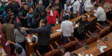 KPK: Bupati Pati Diduga Terima Suap, BNNP Riau Sita Ganja di Kampus