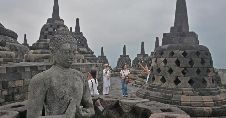 Aplikasi AI Telkom University Bantu Pandu Pengunjung Candi Borobudur