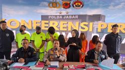 Jaringan Judi Online di Karawang Terbongkar oleh Polisi