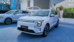 Jetour Shanhai L7 Plus PHEV Diluncurkan, Tawarkan Jarak Tempuh 1.700 Km Mulai Rp 275 Jutaan