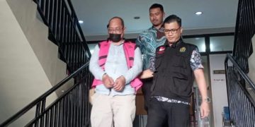 Kejari Surabaya Tahan Tersangka Korupsi Aset PT KAI