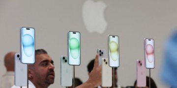 Harga Terbaru iPhone 15 dan 15 Plus Agustus 2025