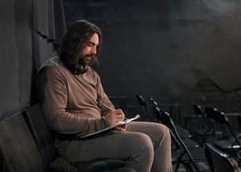 7 Perilaku Psikologis yang Menyebabkan Kesepian Sepanjang Hidup