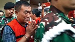 Setelah Diperiksa 7 Jam, Mantan Wali Kota Cirebon Diborgol dengan Rompi Oranye