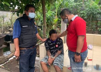 Pencuri Ponsel Tertangkap Saat Membeli Rokok