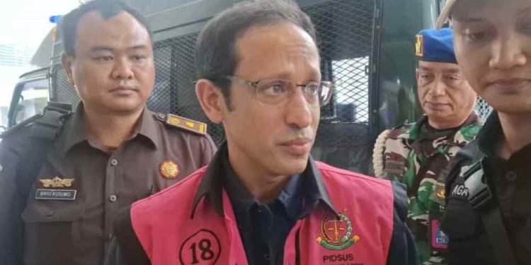 Menanti Pernyataan Nadiem Makarim tentang Korupsi Chromebook di Ruang Sidang