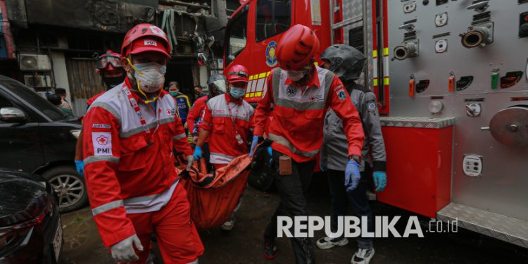 Polisi Selidiki Tersangka Baru dalam Kebakaran Gedung Terra Drone