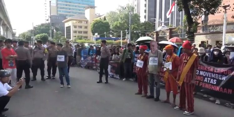 Polri Diminta Segera Selidiki Penghinaan Pandji Pragiwaksono terhadap Budaya Toraja
