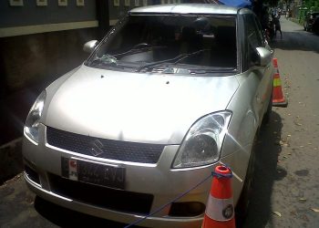 Geger Aksi Brutal Matel di Tangerang: Tusuk Pemilik Mobil Hingga Berlumuran Darah