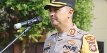 Setelah Menyimpan Bungkusan Narkoba, Polwan Dianita Dijemput 6 Mobil Polisi
