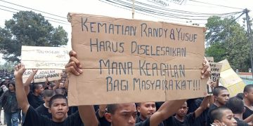 Kericuhan Demonstrasi di Mapolda DIY, Massa Protes Kematian Siswa SMP Dianiaya Brimob