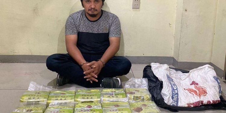 Video detik-detik Polda Sumut gagalkan pengiriman 2 kg sabu dengan modus oleh-oleh bika ambon