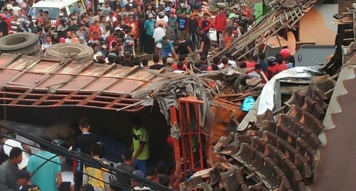 Pengendara Vario Tewas dalam Kecelakaan di Pantura Brebes, Ini Identitas dan Kronologinya